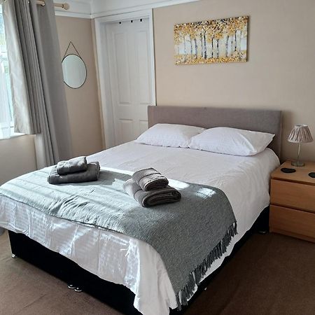 Felpham Guest House - Self Catering บอกเนอร์รีจิส ภายนอก รูปภาพ
